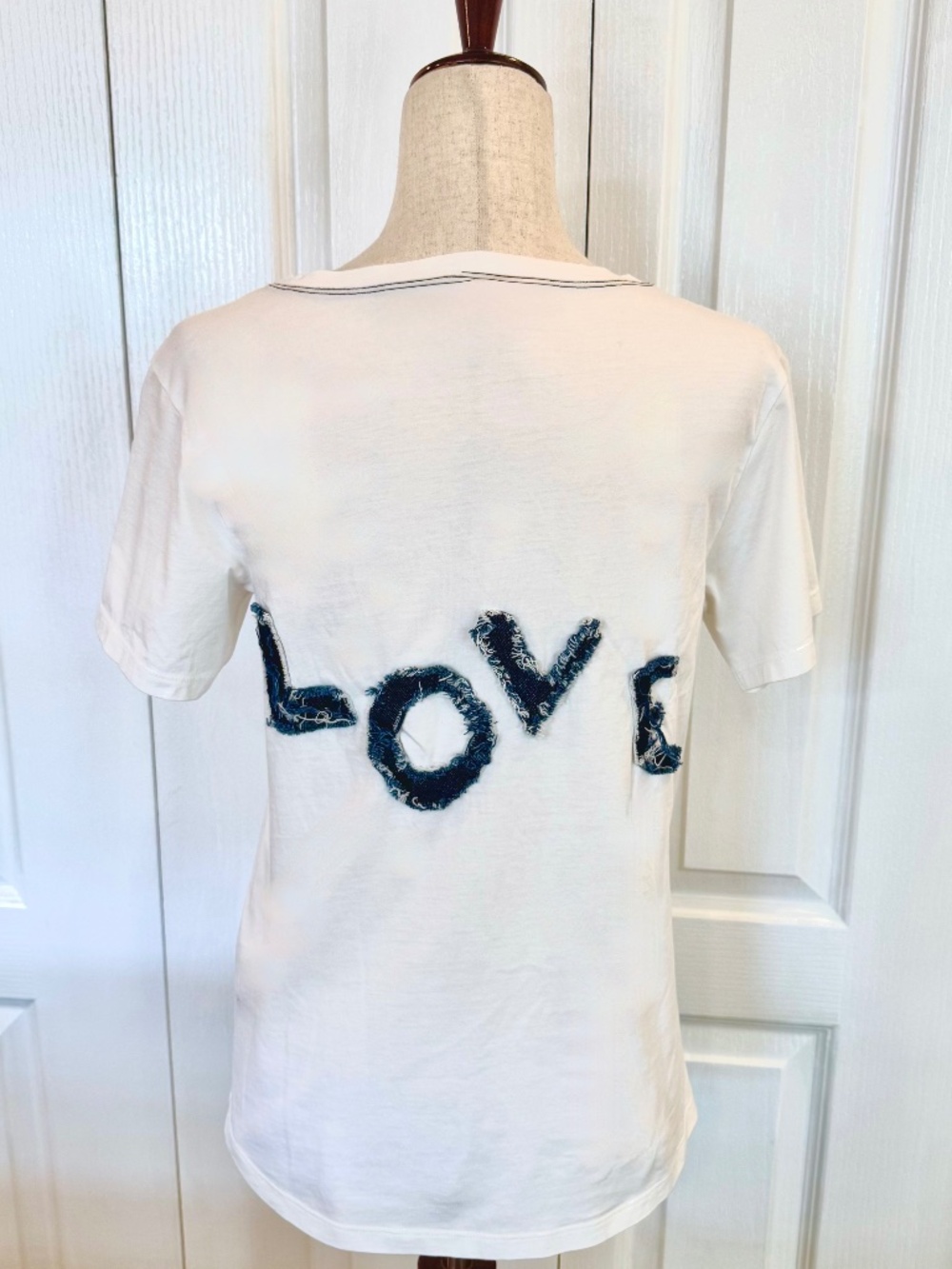 Women's Size M *Organic Pima Cotton* Tee Shirt, Denim Fringed LOVE by Soul Tree
